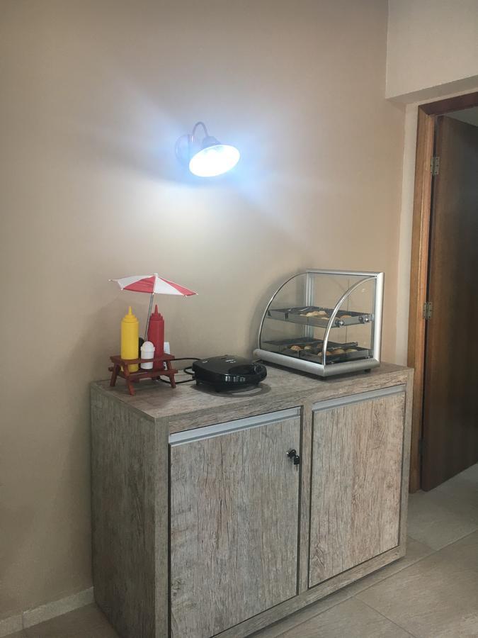 Open Hotel Telemaco Borba Екстер'єр фото