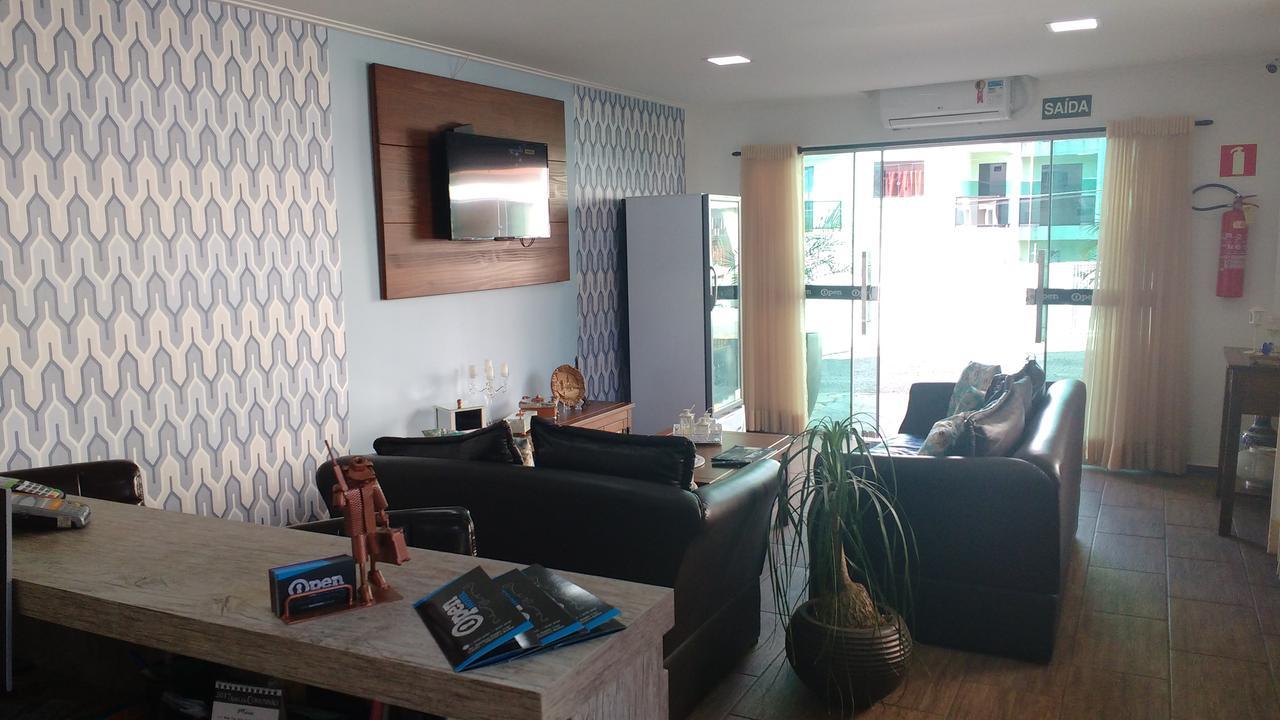 Open Hotel Telemaco Borba Екстер'єр фото