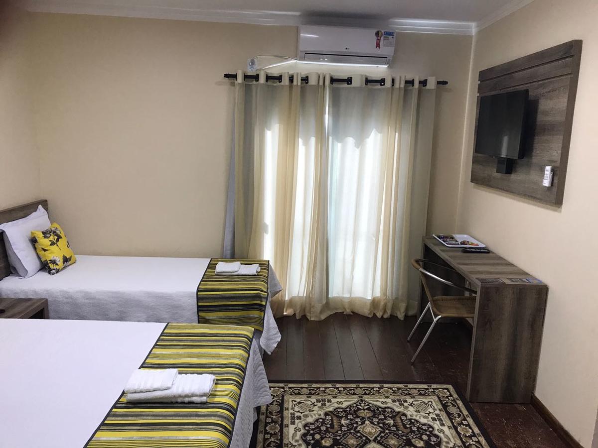 Open Hotel Telemaco Borba Екстер'єр фото